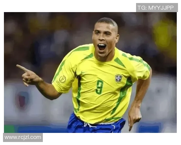 2008年退役足球巨星回顾与影响力分析：从绿茵场到人生新篇章