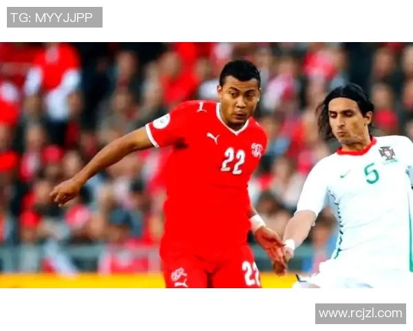 足球天才的傻子弟弟为何成为球场背后的笑柄与英雄交织的存在 足球天才的傻子弟弟为何成为球场背后的笑柄与英雄交织的存在